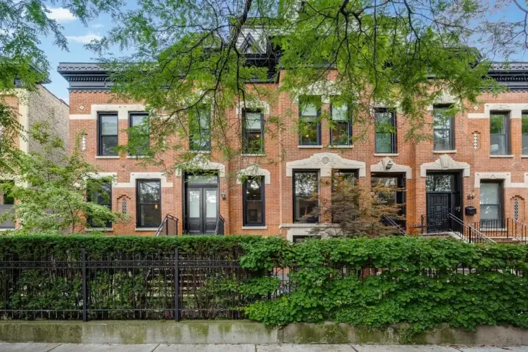 The Resilience of Masonry: An Analytical Guide to Brick Enclosures