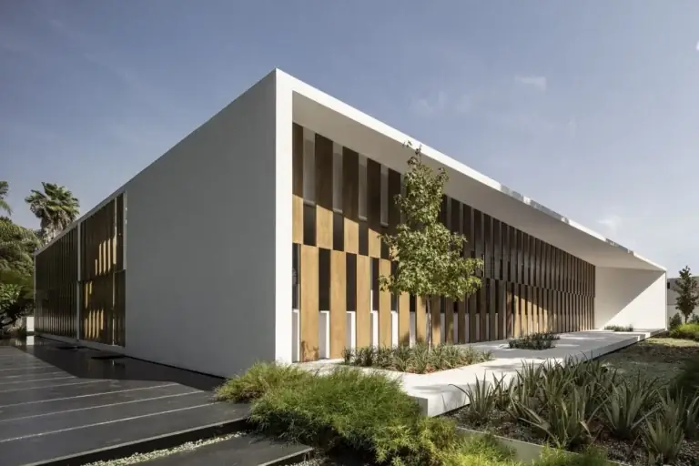 Architectural Integrity: Evaluating the Best Glass Facades in the United States
